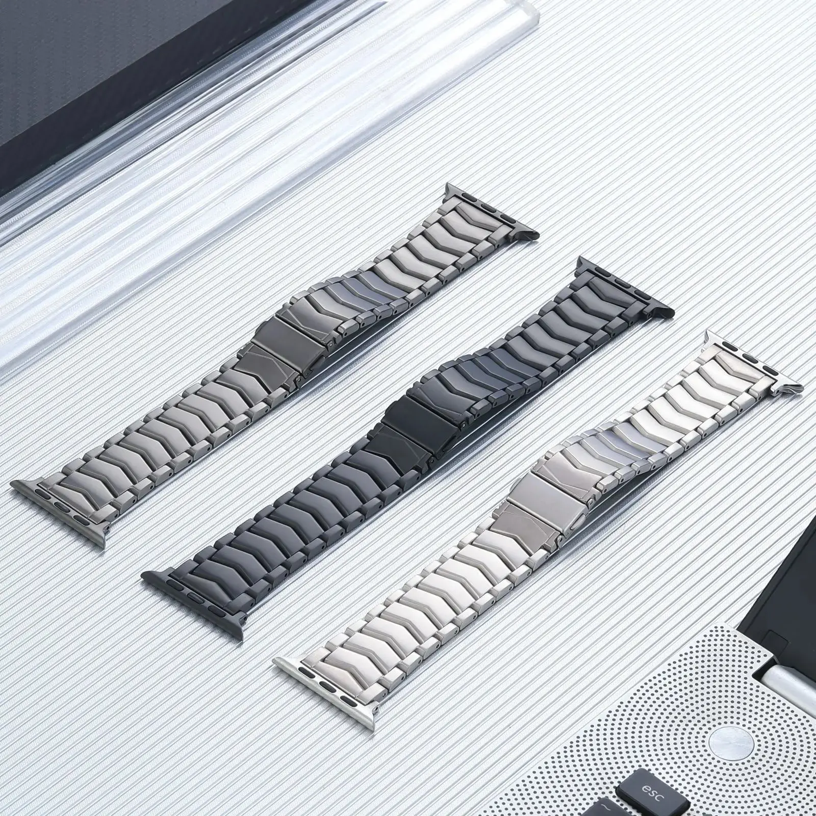 Фото Титановый ремешок для Apple Watch UItra Band 49 мм Металлический браслет iWatch Series 9 8 7 6 5 4 3 SE ремешки 44 мм 45 мм 40 мм 41 мм 38 мм 42 мм №1