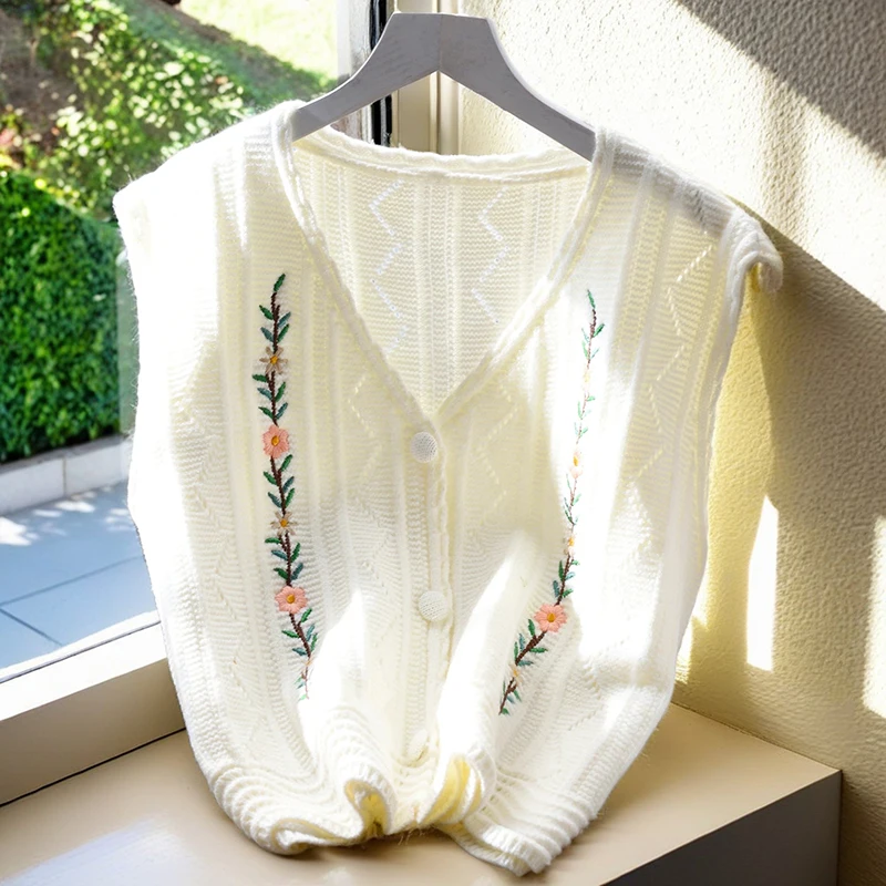  Короткий свитер с вырезом женский жилет свободный осенний новый японский модный