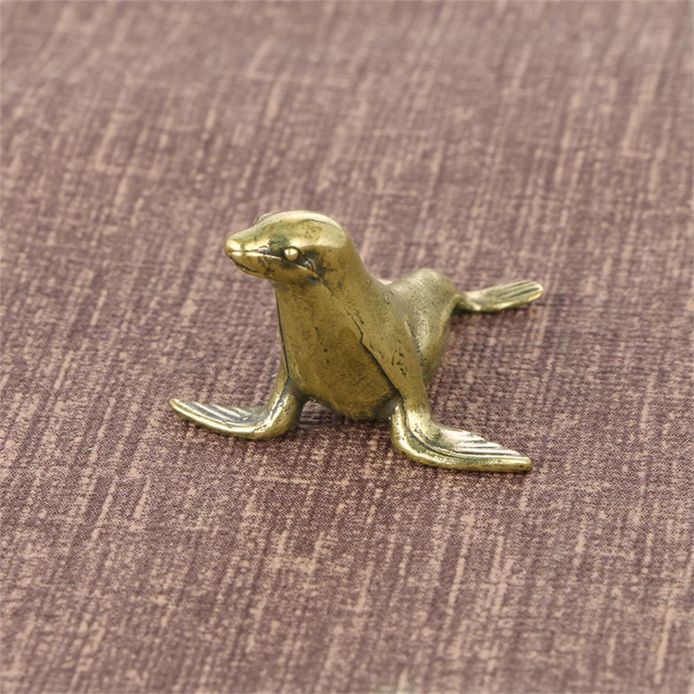 

1pcs Antique Pure Copper Handle Sea Dog Ornaments Creative Solid Bronze Miniature Statuette Decoration Crafts Ornaments