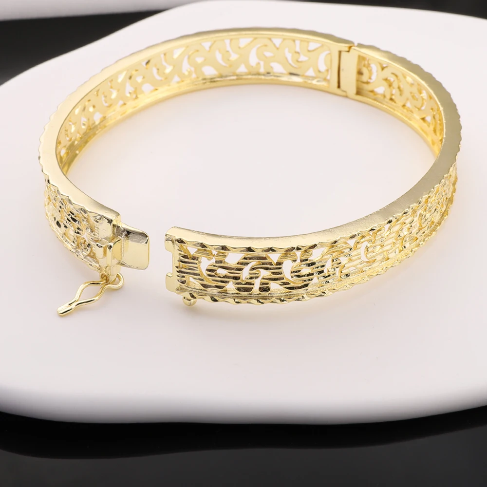 

Dubai Gold Plated Luxury Hollow Bangle Buckle Bracelet Jewelry Accessories African Nigerian Women Wedding Party Gifts