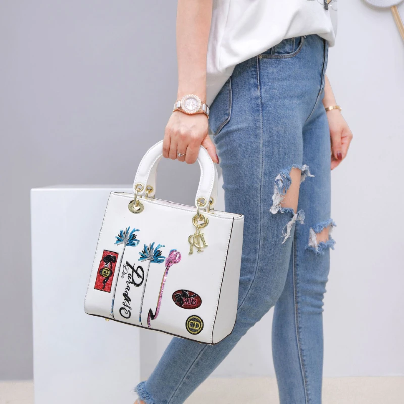 

women's bags 2022 trend fashion luxury embroidered handbags pochette original designer print Female bags shoulder tote bag