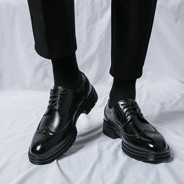 Handmade Men's Wingtip Oxford Shoes Black Leather Brogue Men's Formal Leather Shoes Classic Business Formal Men's Shoes 1
