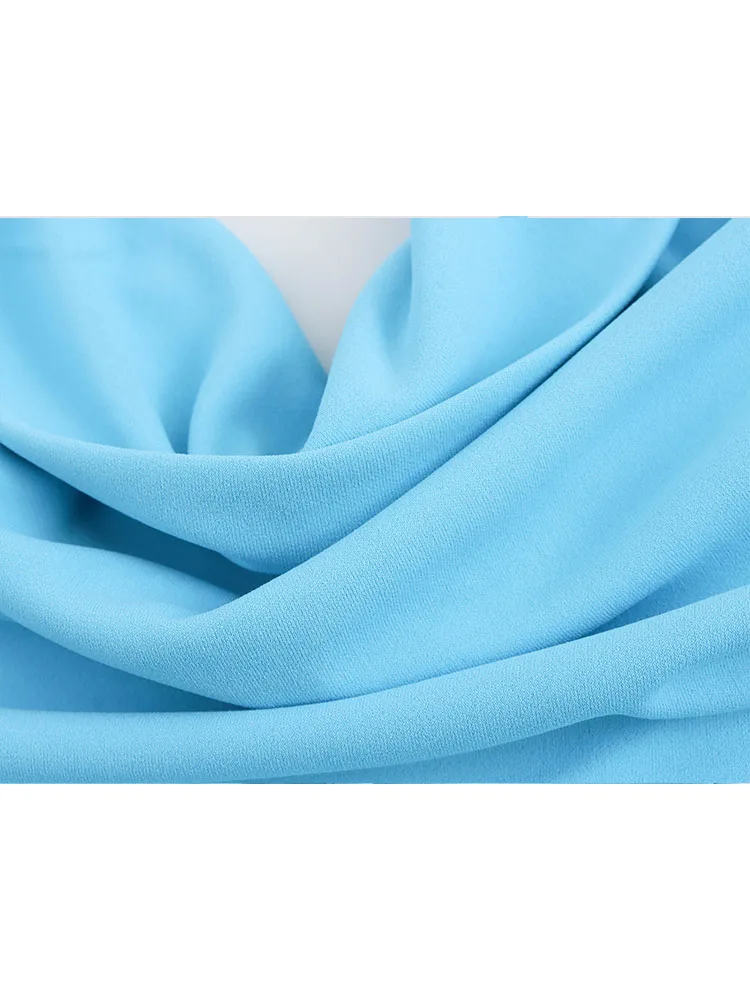 Женский элегантный костюм с лямкой на шее летний женский из блузки со складками и