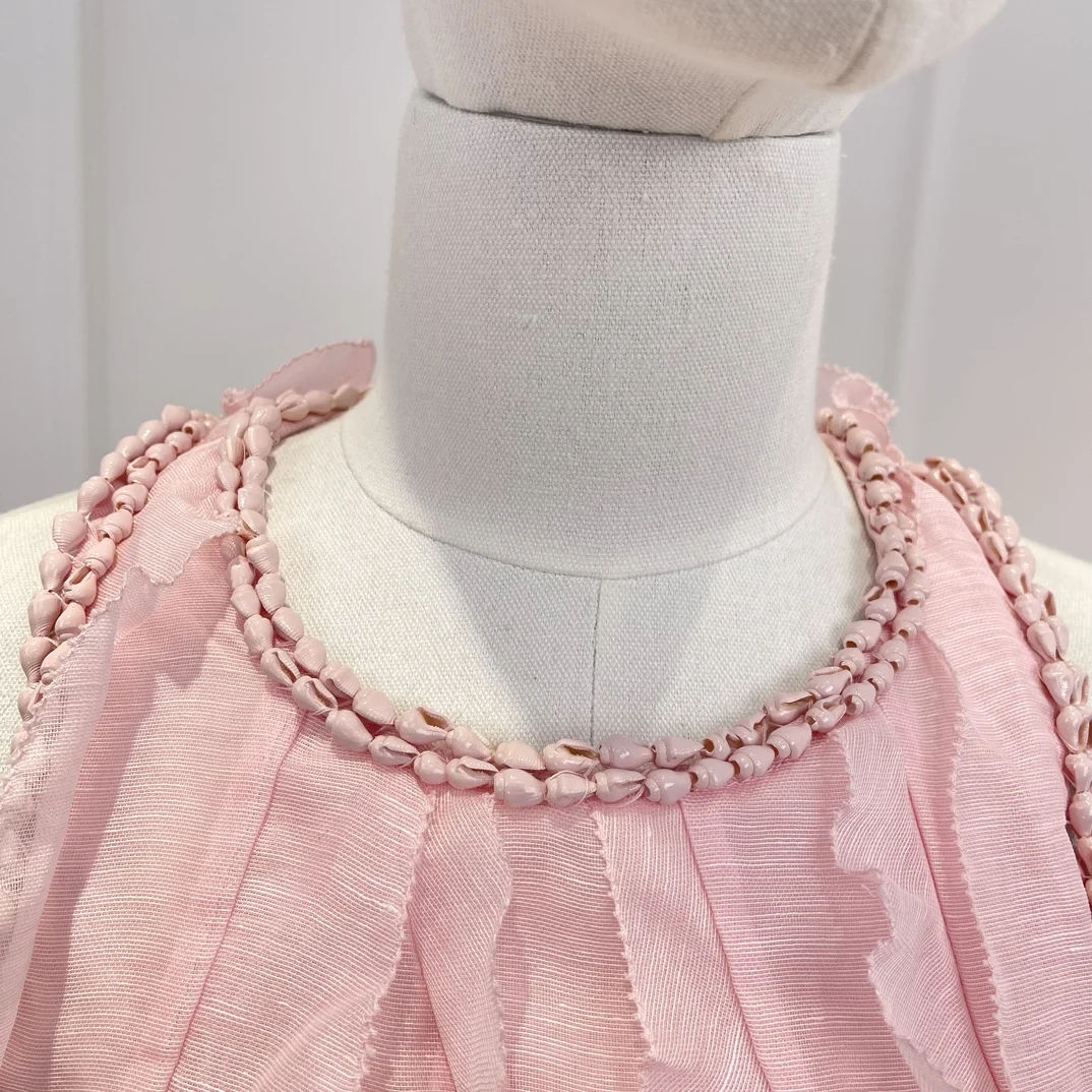 Рисунок 3 - Женская Асимметричная майка с бахромой