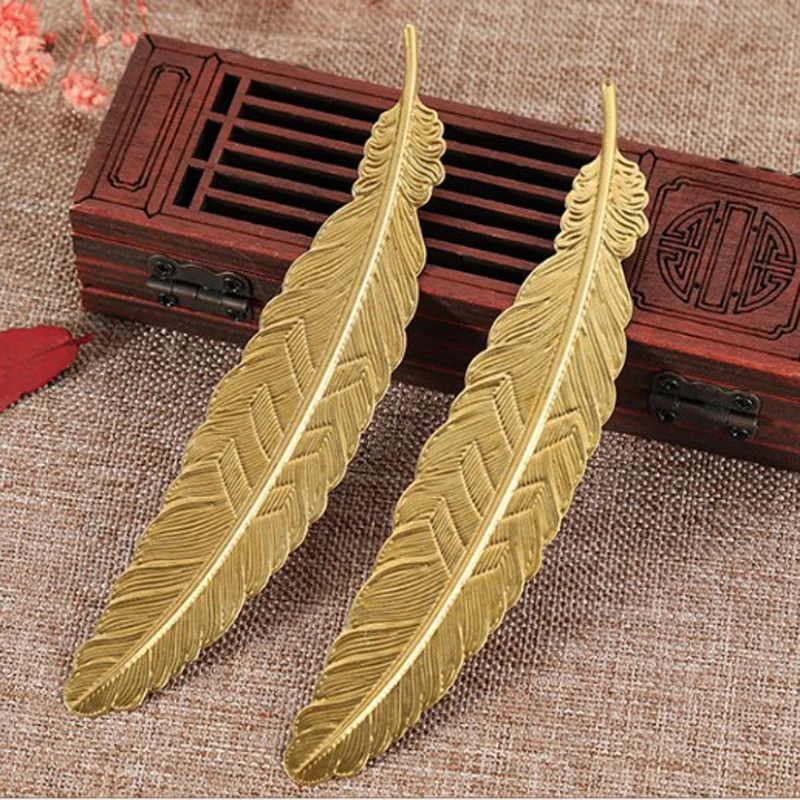 6 шт. металлические закладки в форме перьев |