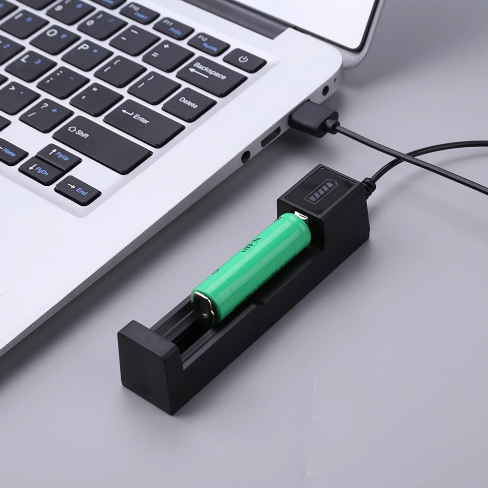 Быстрое зарядное устройство DC 5 В/1 А 18650 с USB-портом и литиевым аккумулятором |