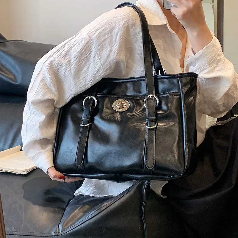 

Винтажные однотонные кожаные сумки через плечо для женщин, ретро кошельки и сумочки под подмышку, вместительная сумка, модные дизайнерские сумки-тоуты