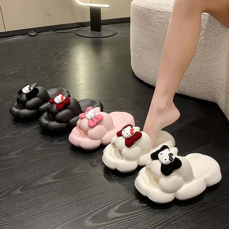 

Sanrio Kittys Melody Kuromi Cinnamoroll понравились Kawaii женские летние пляжные Тапочки Симпатичные Мультяшные Y2K для девочек домашняя обувь для ванной комнаты