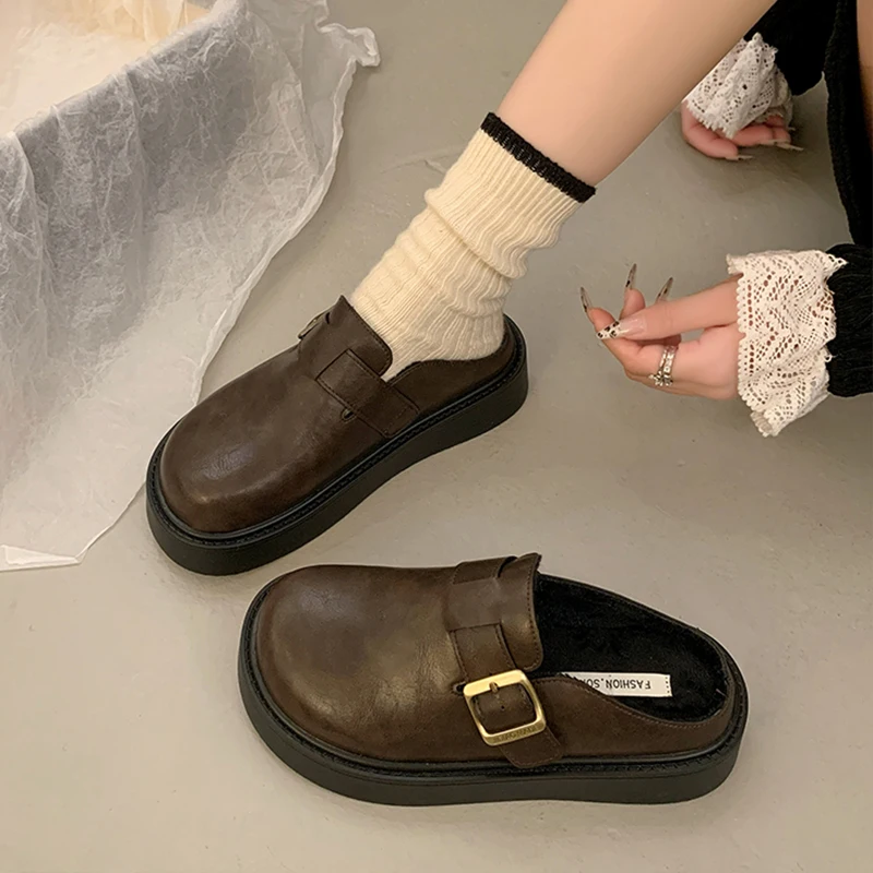 Меховая обувь. Женские тапочки. Тапочки на платформе с закрытым носком. плюшевые