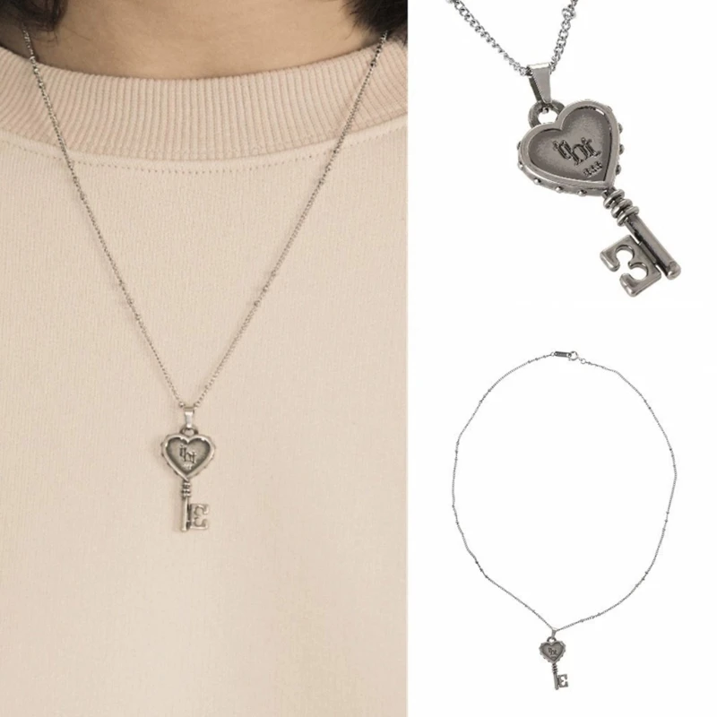 

Stylish Chain Necklace Silver Heart Keys Pendant Necklaces Fashion Statement Pendant Choker Material for Teens 264E
