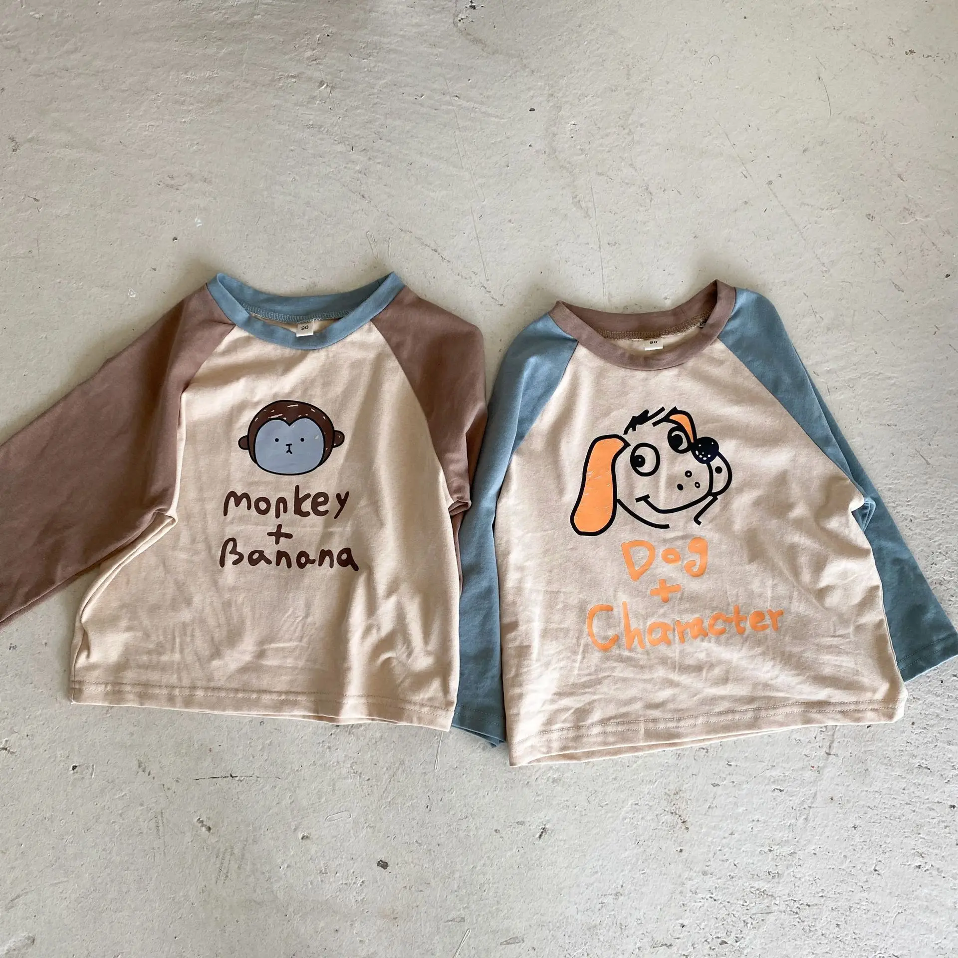 

2022 Autumn Children Boy Cartoon Animal Long Sleeves T-shirt Kid Girl Monkey Letter Print Bottoming Shirt Baby Cotton Dog Tops