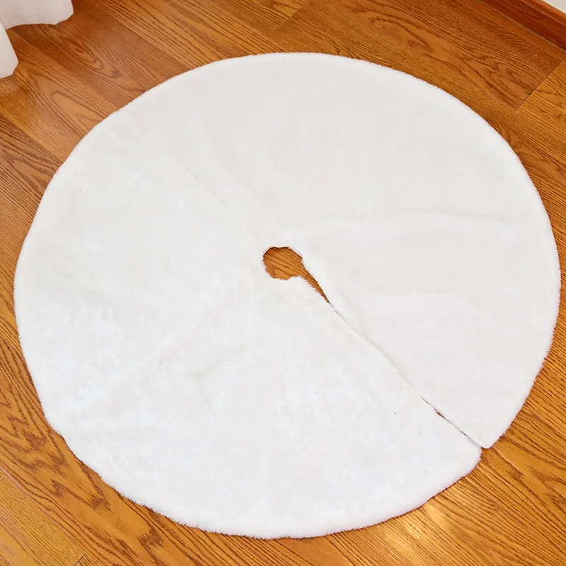 

Plush Warm White Christmas Decorative Tree Skirt