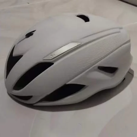 

TOP Helmet Ultralight Male Female Helmet Bicycle Helmet Sport Safety Hat capacete ciclismo casco bicicleta cycling helmet