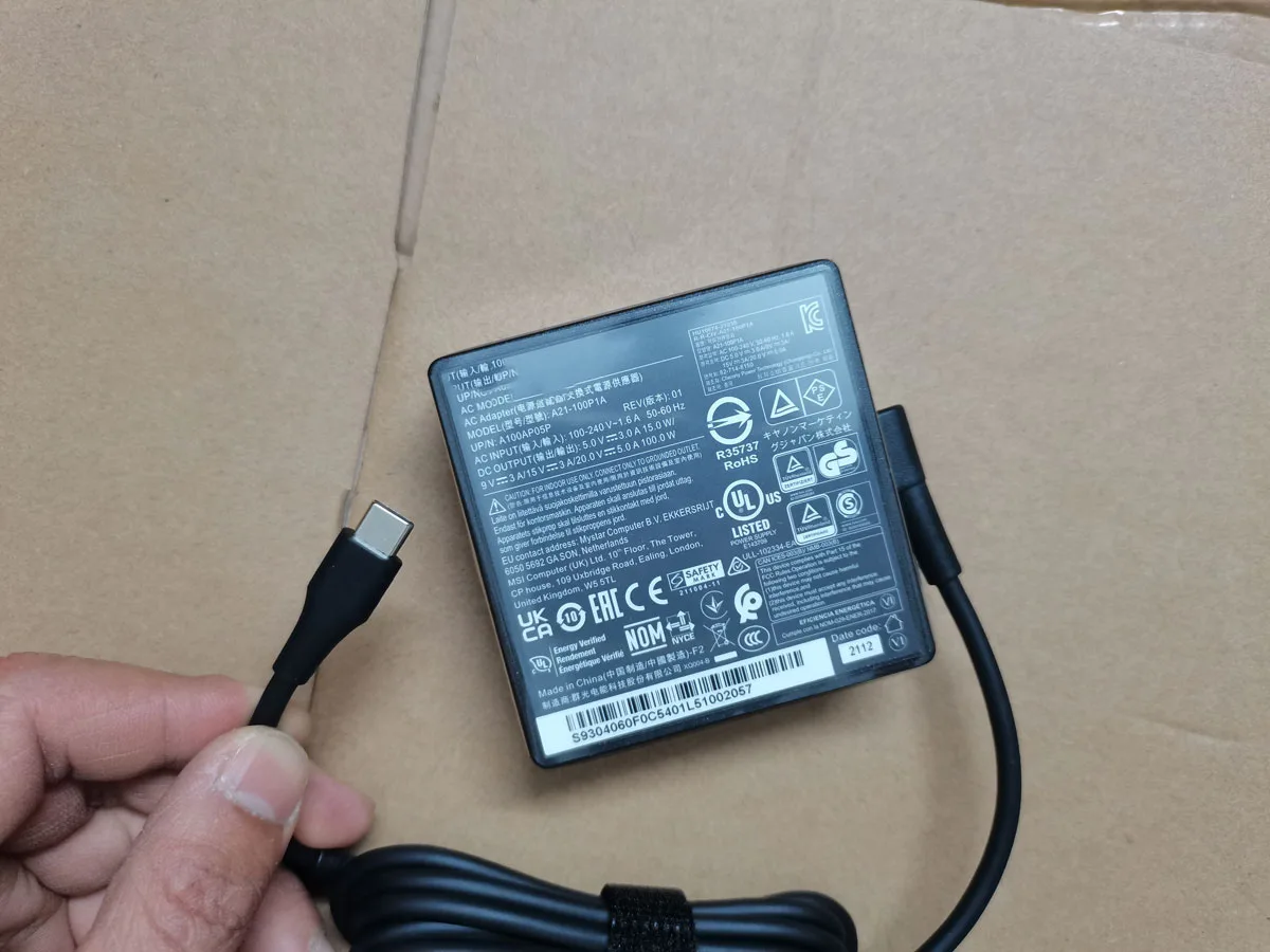 НОВЫЙ OEM-адаптер переменного тока 20 В 5 А 100 Вт A21-100P1A USB-C для ноутбука MSI Summit E15 A11SCST-056