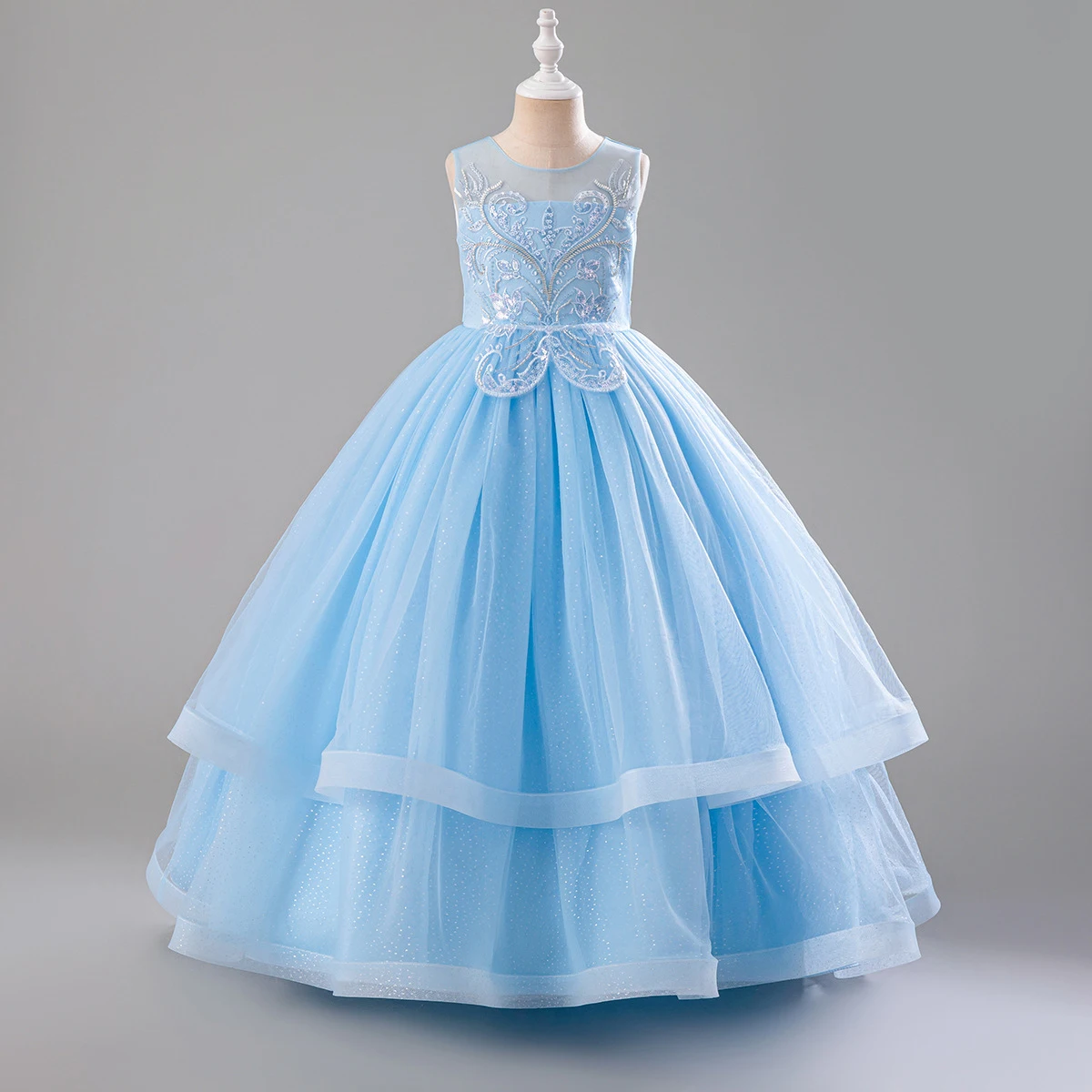 Потрясающее кружевное праздничное рождественское платье с аппликацией и