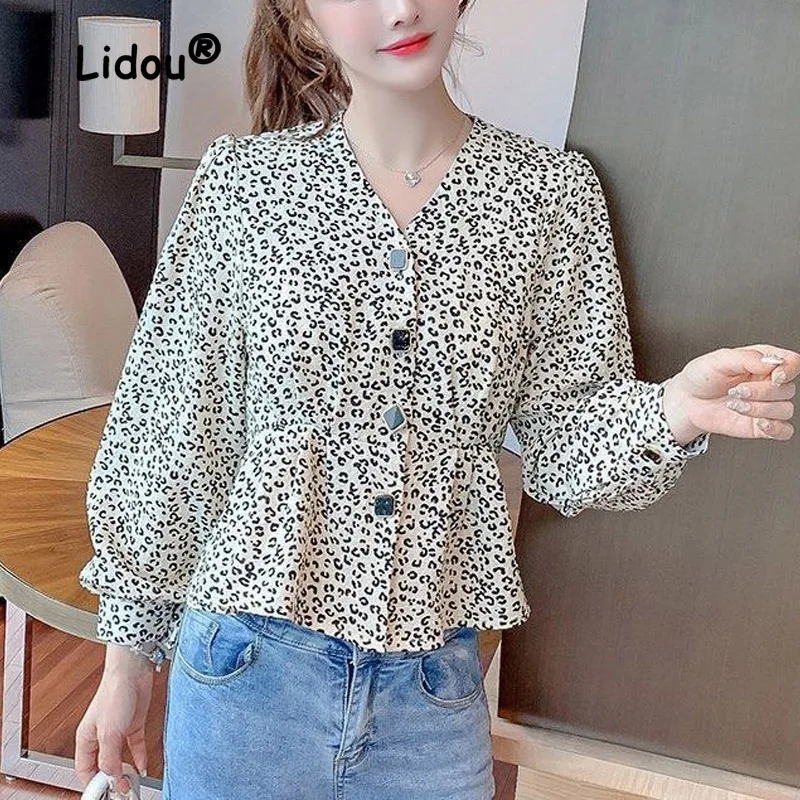 

2023 Fashion Floral Autumn New Single-breasted Blouse Women High-quality Lantern Sleeve V-neck Casual Sense of Design Lady Shirt