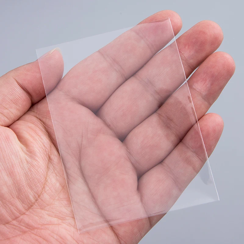 100 шт. Защитные чехлы для карт 65 х90