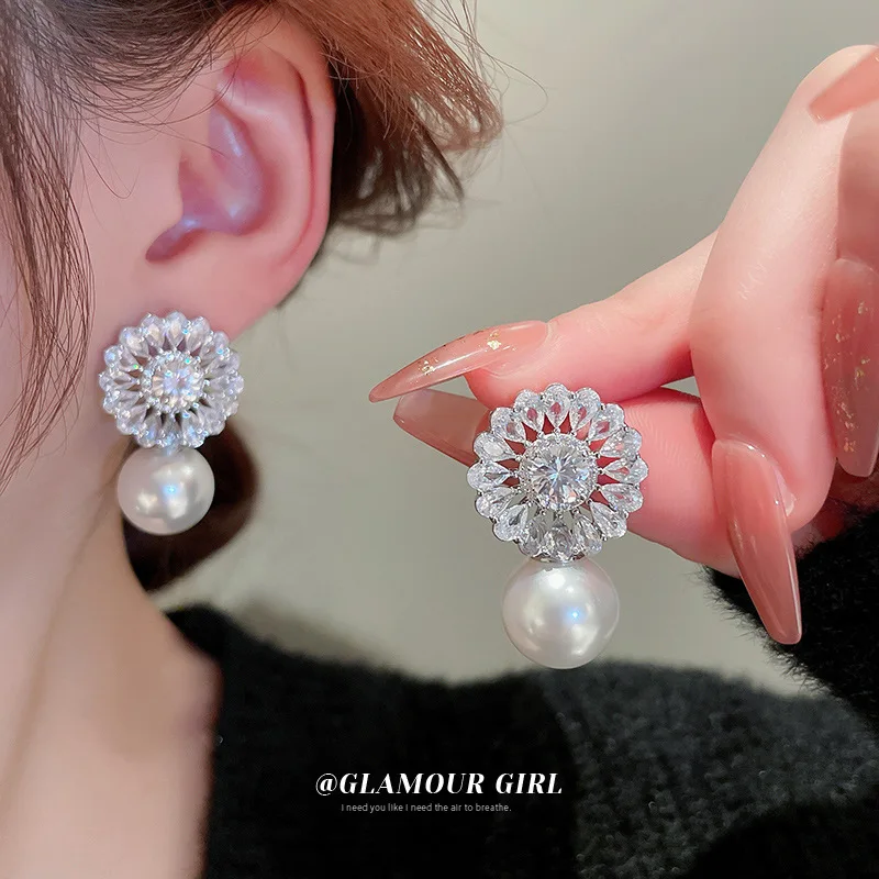 

KAITIN Graceful Luxury Simulated Pearl Drop Earrings Aesthetic Fashion Lady Romantic Wedding Accessories with Dazzling Zirconia