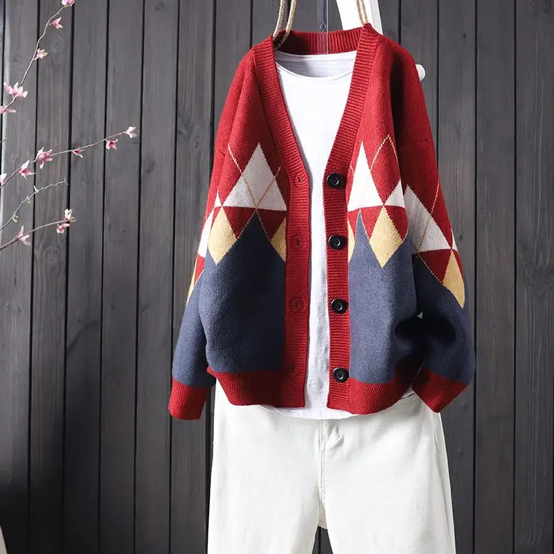 

New autumn color-blocking loose buttoned long-sleeved knitted cardigan women casual literature and art slimming sweater top