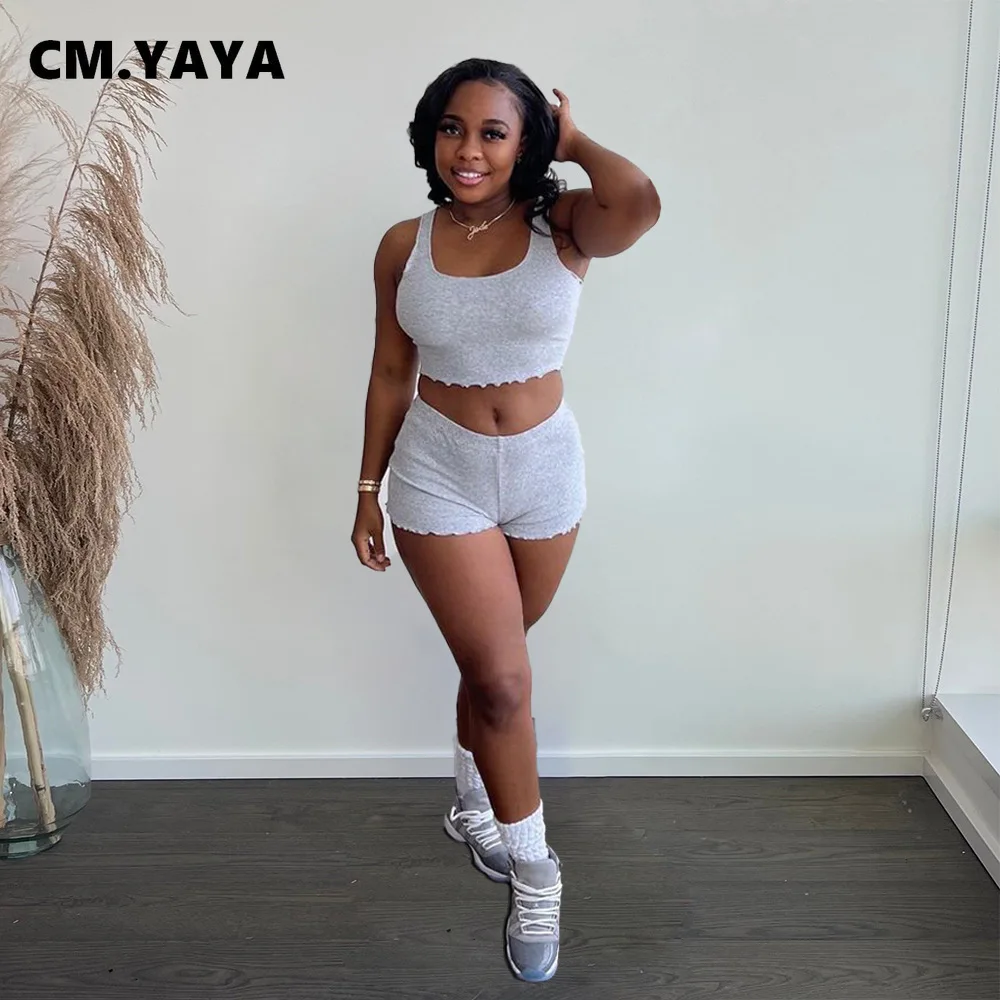 

Женский спортивный костюм для активного отдыха CM.YAYA, комплект из 2 предметов, майка и шорты, модный базовый спортивный костюм, комплект из дв...