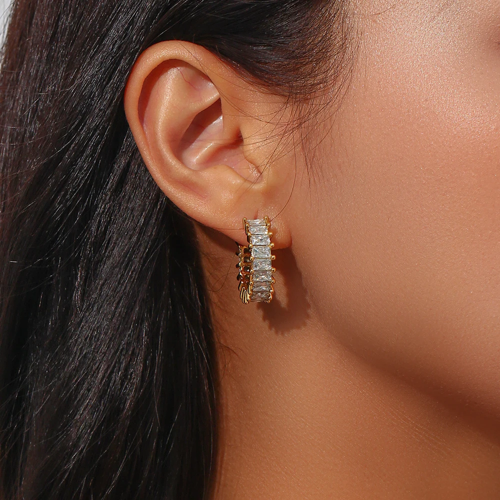 

Luxury Handmade Rectangle Clear Zircon Stone Paved Stainless Steel Hoop Earrings For Women Party Crystal Statement Earring