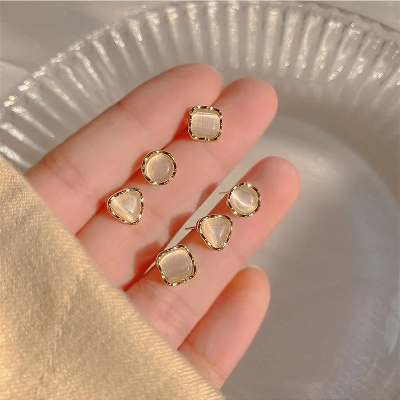 

Stylish Geometric Opal Stud Earrings Set for Women Retro Niche Design Exquisite Small and Versatile Study Earring Accessories