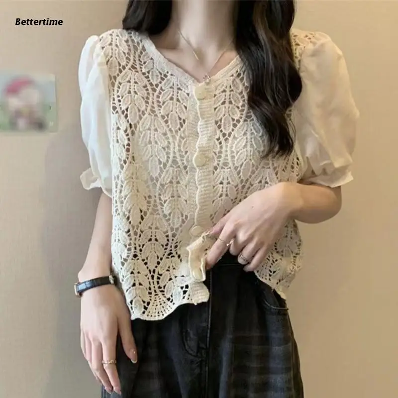 

Женская шифоновая блузка с V-образным вырезом и пуговицами