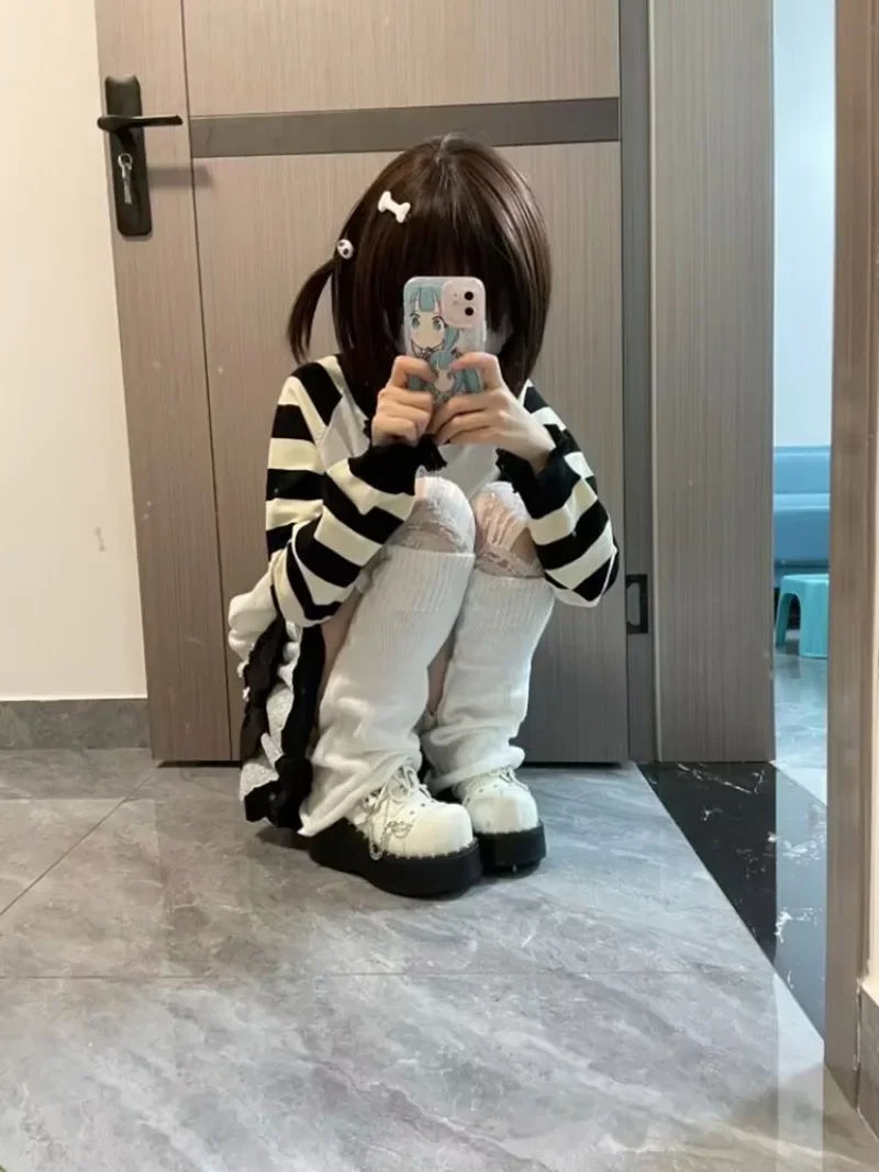 Панк-американские винтажные свитера с отверстиями Y2k Эстетический контрастный