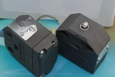 Датчик микропереключателя BNS 819-X496-99-R-11 819-100-R-11 819-100-D-13 819-99-R-10 819-99-R-12 концевого