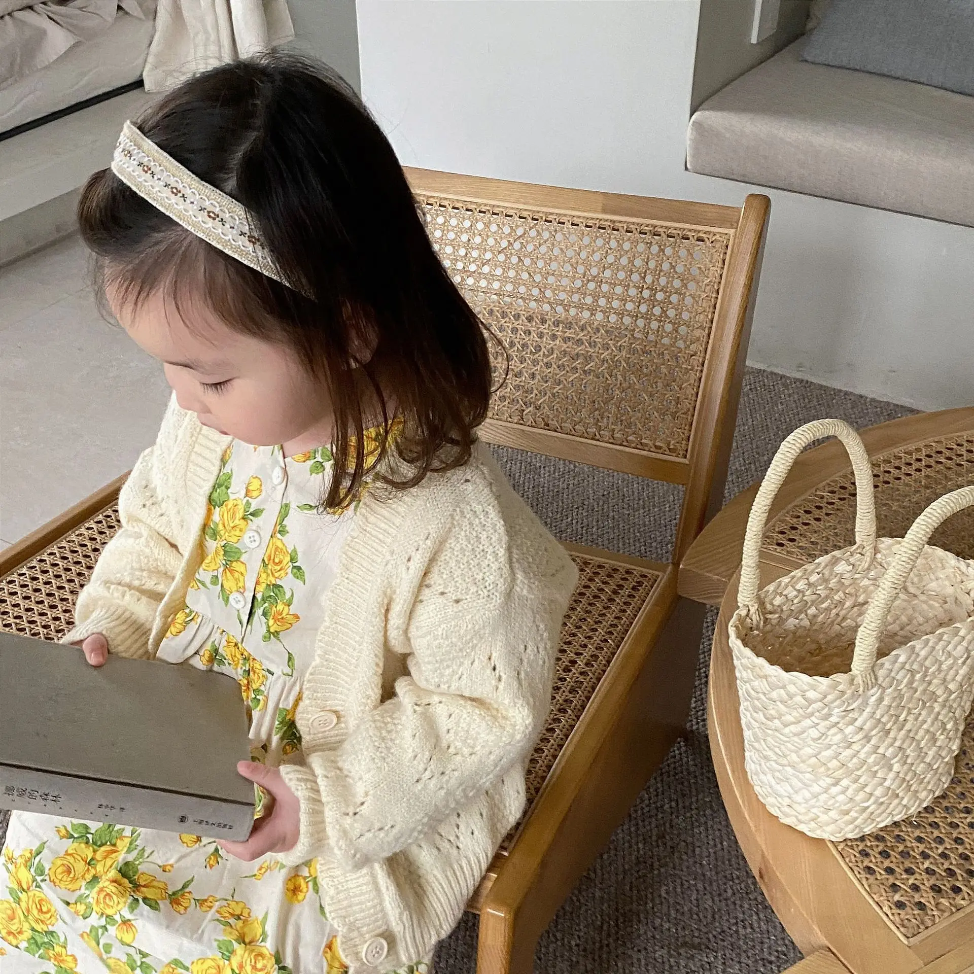 

2022 New Spring Girls Knit Cardigan Autumn Korean Children Knitted Coat Baby Girls Sweater Toddler Children Knitwear Jacket Tops