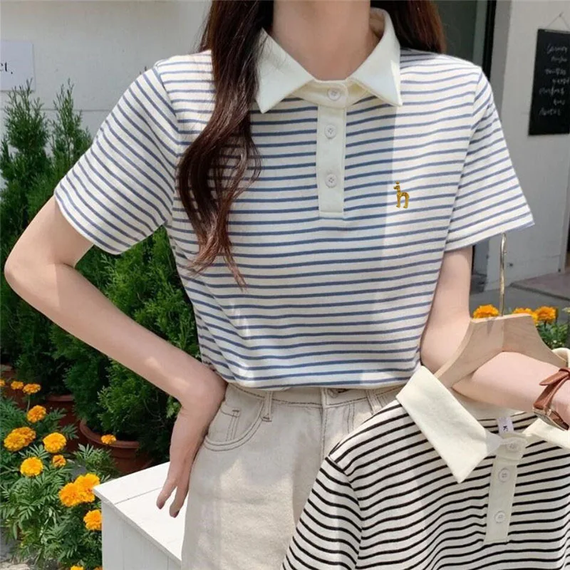 

Hazzys Embroidery Logo Luxury T Shirt Women POLO Shirt Top Appliqued Lapel Summer Fashion Casual Striped Plaid Short Sleeve Tees