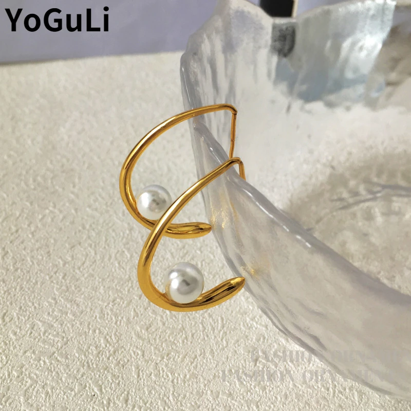 

Women Jewelry Sweet Simulated Pearl Earrings Popular Design Gold Color Metal Drop Earrings For Women Party Gifts