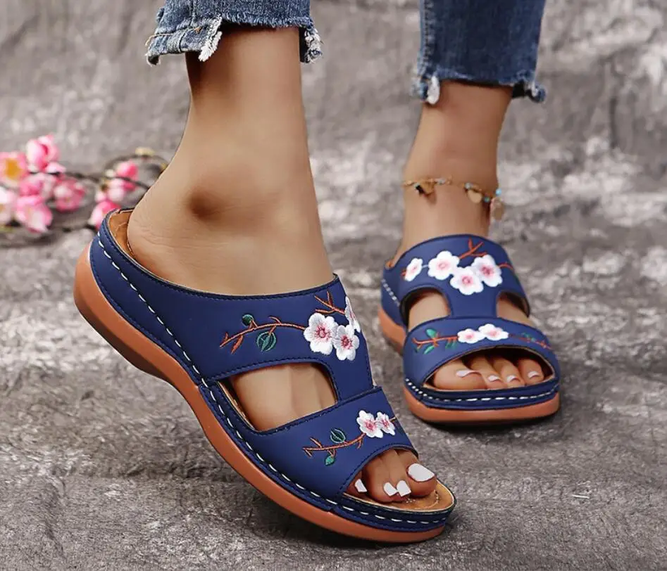 New Summer Women Shoes embroidery Fashion Comfort Plus Size Slippers Women Sequined Flat Sandals Slippers Sandalas Large size