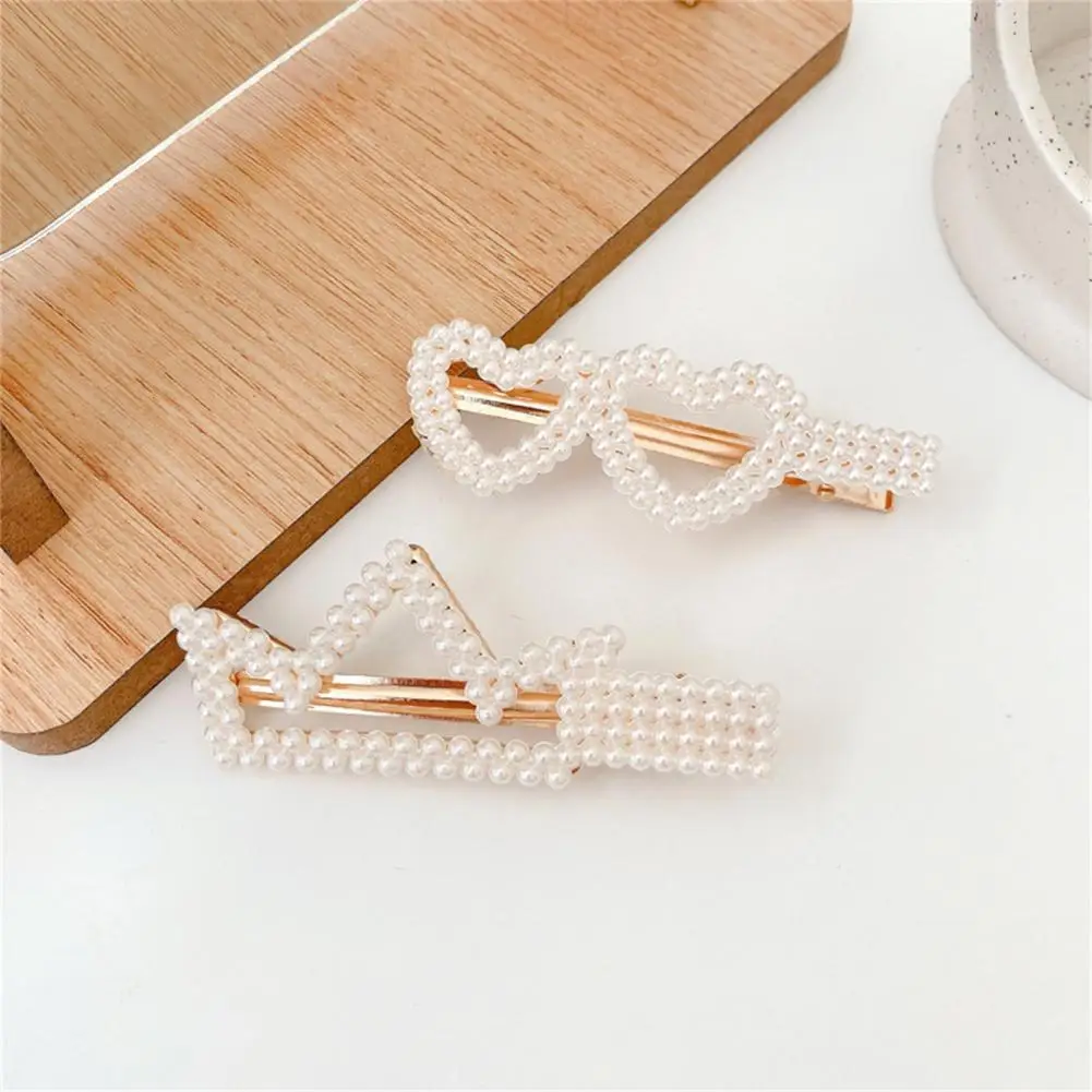 

2Pcs/Set Beautiful Faux Pearl Decor Lady Bangs Clip Hair Pin Mini Headwear