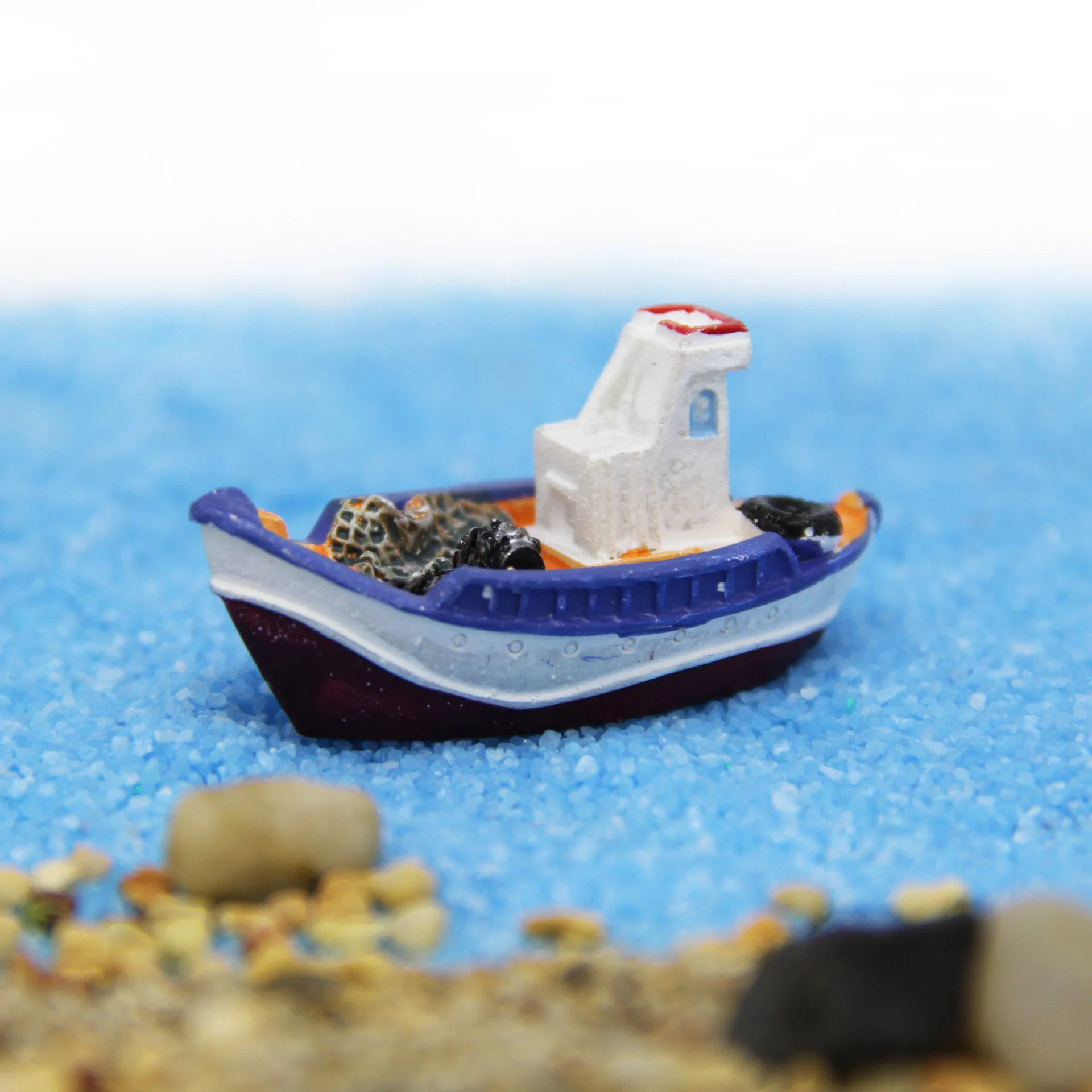

Mediterranean Style Seaside Fishing Boat Boat Landscaping Decorations Aquarium Plastic Cake Small Ornaments Yacht Boat