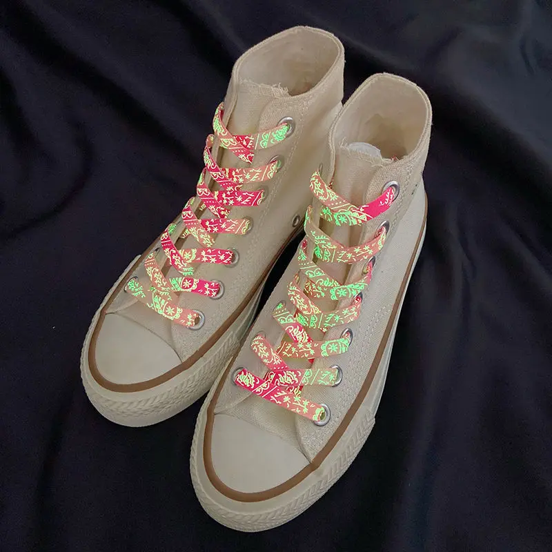 

Trend All-match Shoes Charms for Canvas Shoes Fashion Luminous Shoelaces Decorations Quality DIY Sneaker Accessories Hot Sale