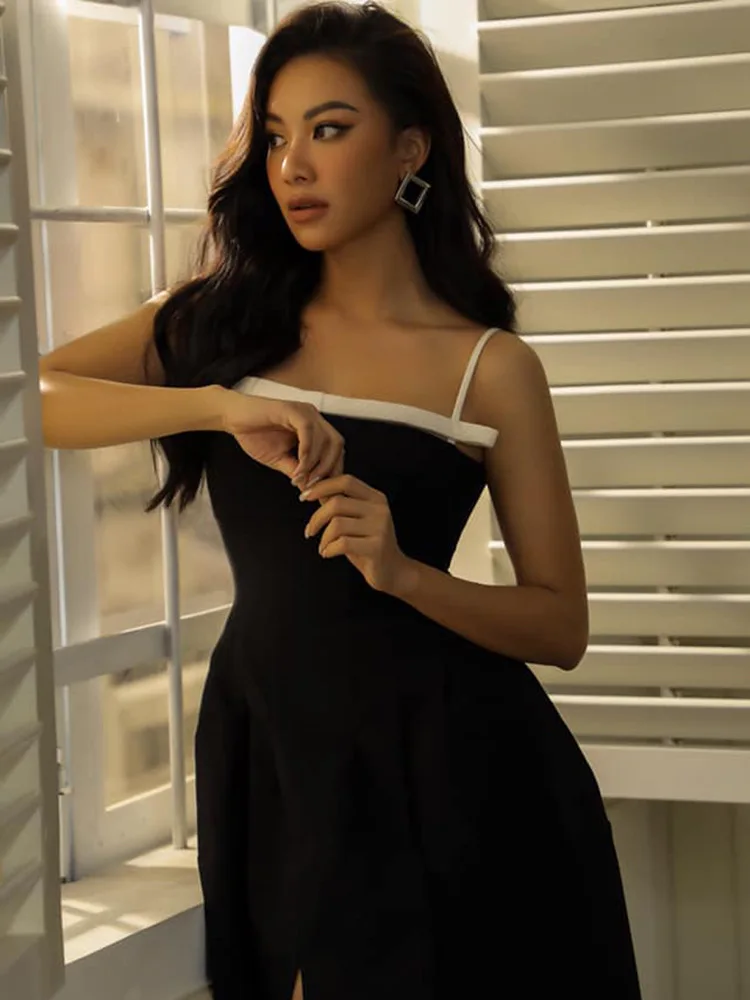 Платье в стиле Хепберн с тонким плечевым ремнем Черное женское платье разрезом