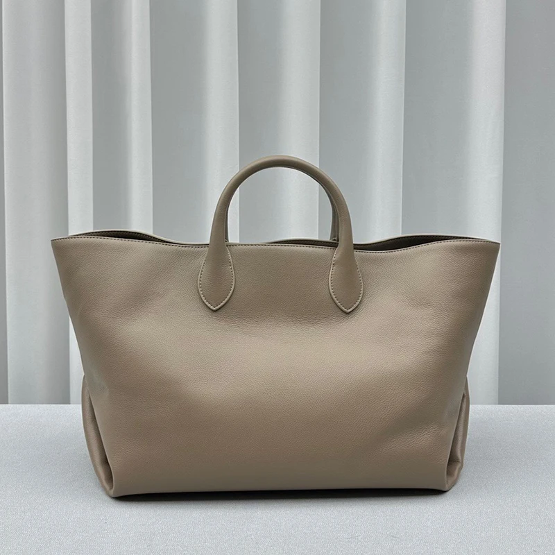 Рисунок 3 - 2023, модная летняя сумка через плечо