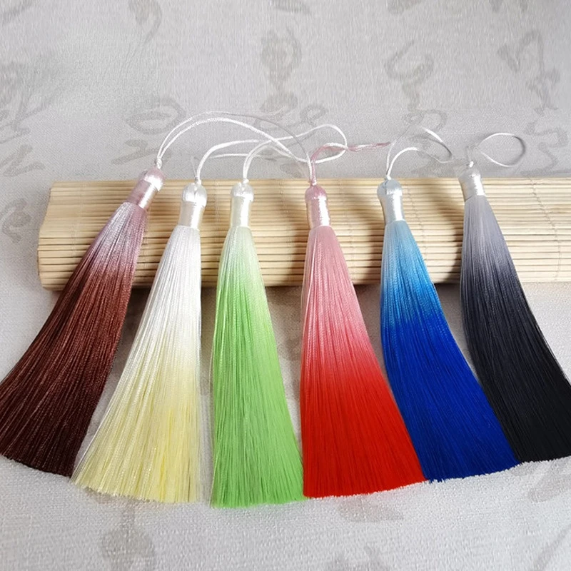 

5PCS Gradient Color Tassels Polyester Soft Thread Multi-color Tassels DIY Bag Key Chain Handicraft Accessories