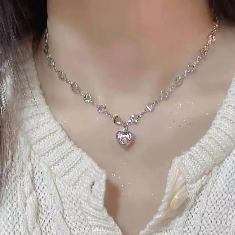 

Punk Pink Love Heart Pendant Short Necklaces for Women Goth Vintage Fashion Charm Choker Necklace Y2K Jewelry 90s Gift 2022
