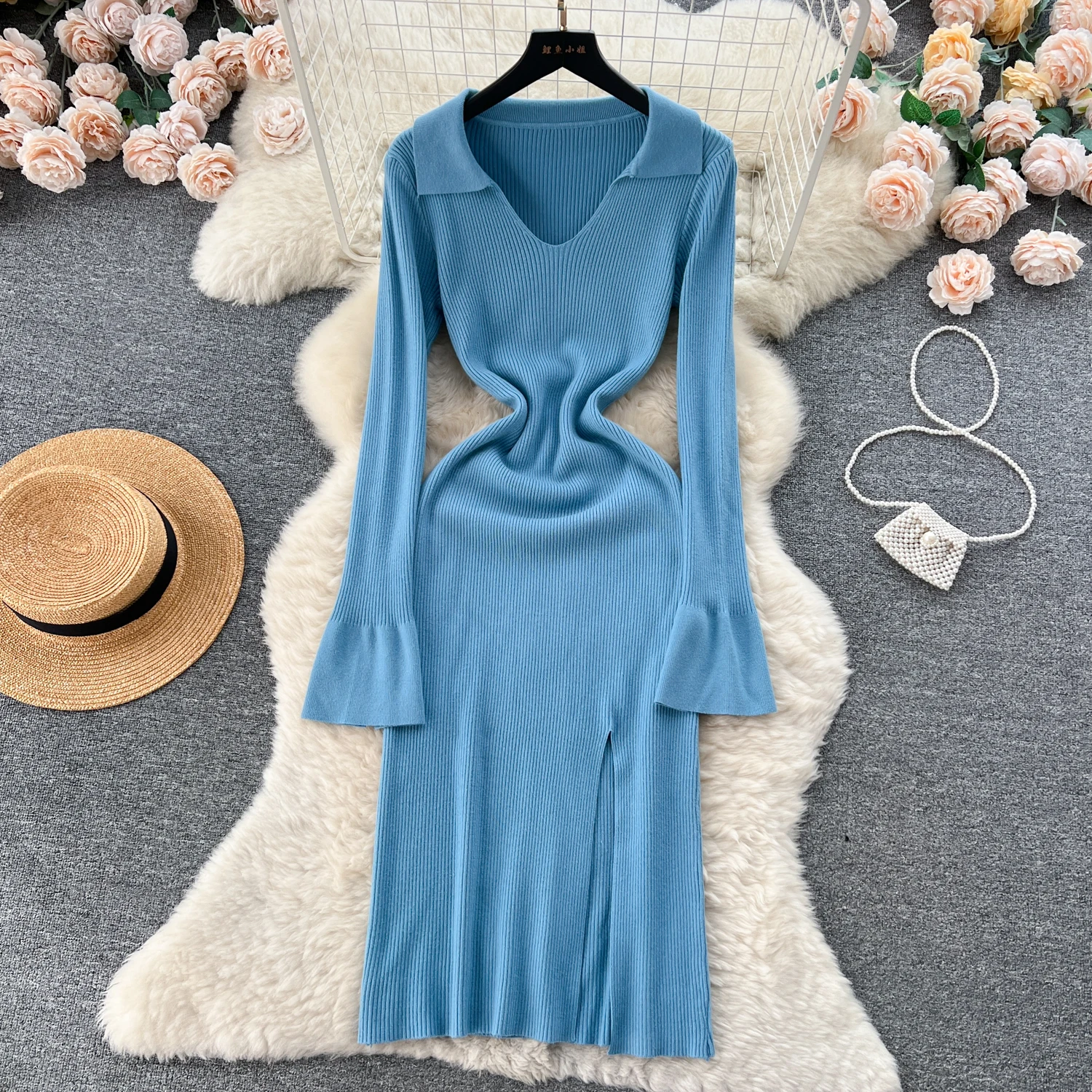 

Женское трикотажное платье-свитер с V-образным вырезом и длинным рукавом