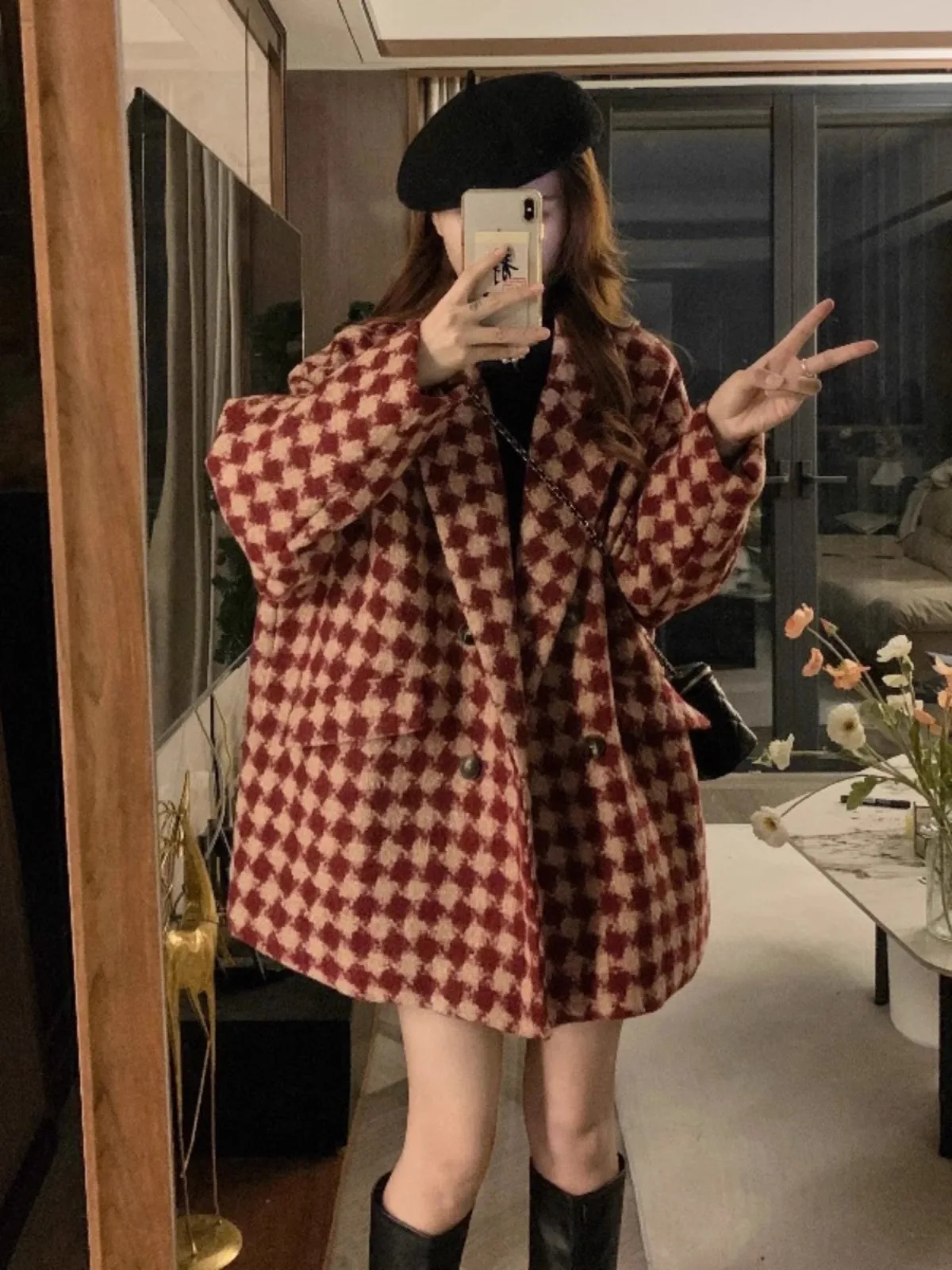Красное клетчатое женское пальто 2024 осень и зима новое маленькое
