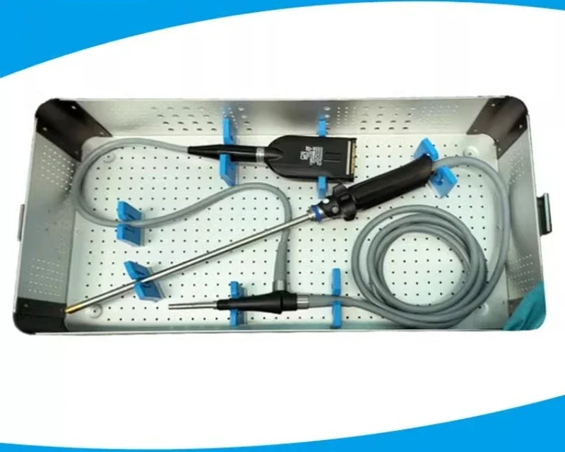 Оснащен электронной лапароскопической дезинфекционной коробкой и полимерным