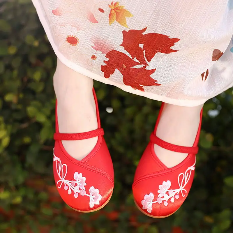 Винтажные холщовые туфли с вышивкой на плоской подошве для народных танцев