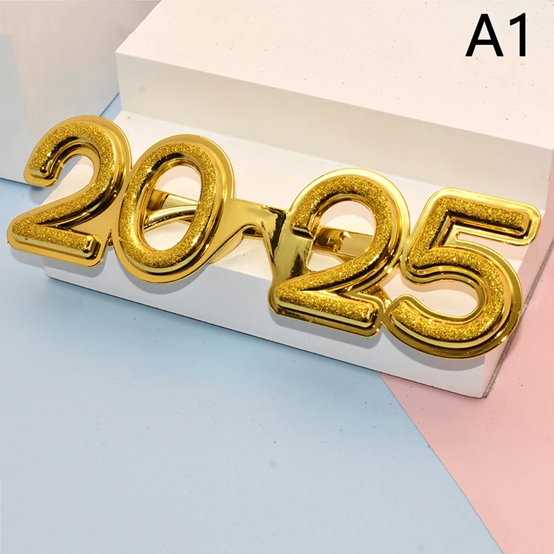 С Новым годом 2025 реквизит для фотосессии очки вечеринки в канун Нового года с