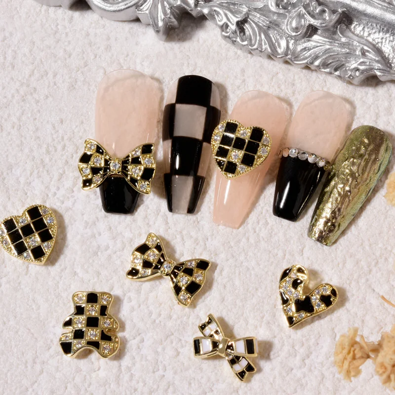 

5 Pcs Black and White Check Leopard Print Nail Art Zircon Jewelry Shiny Diamond Bow Knot Bear Love Charm Nail Accessory 2022 New