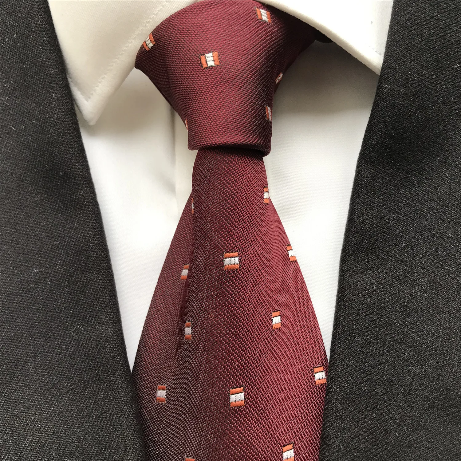 

10 cm Width New Design Men's Formal Ties Jacquard Woven Neck Tie Burgundy with Grids Corbatas Neckties