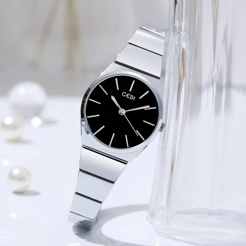 

INS Simple Style Women's Personalized Minority Alloy Bamboo St Waterproof Quartz Watch