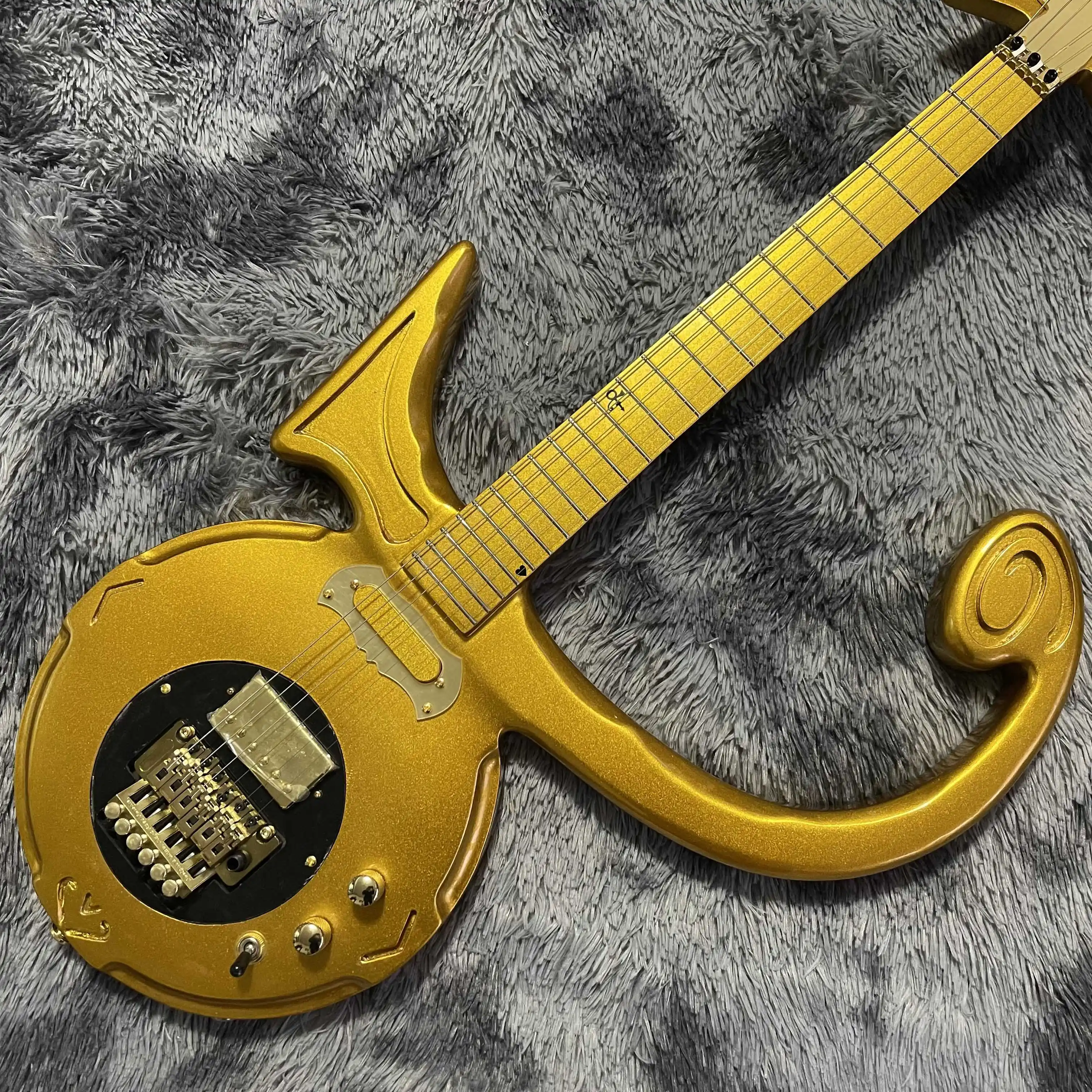 

Бесплатная доставка, золотая, уникальная электрогитара особой формы, новая популярная модель 2022 года, эксклюзивная, модная