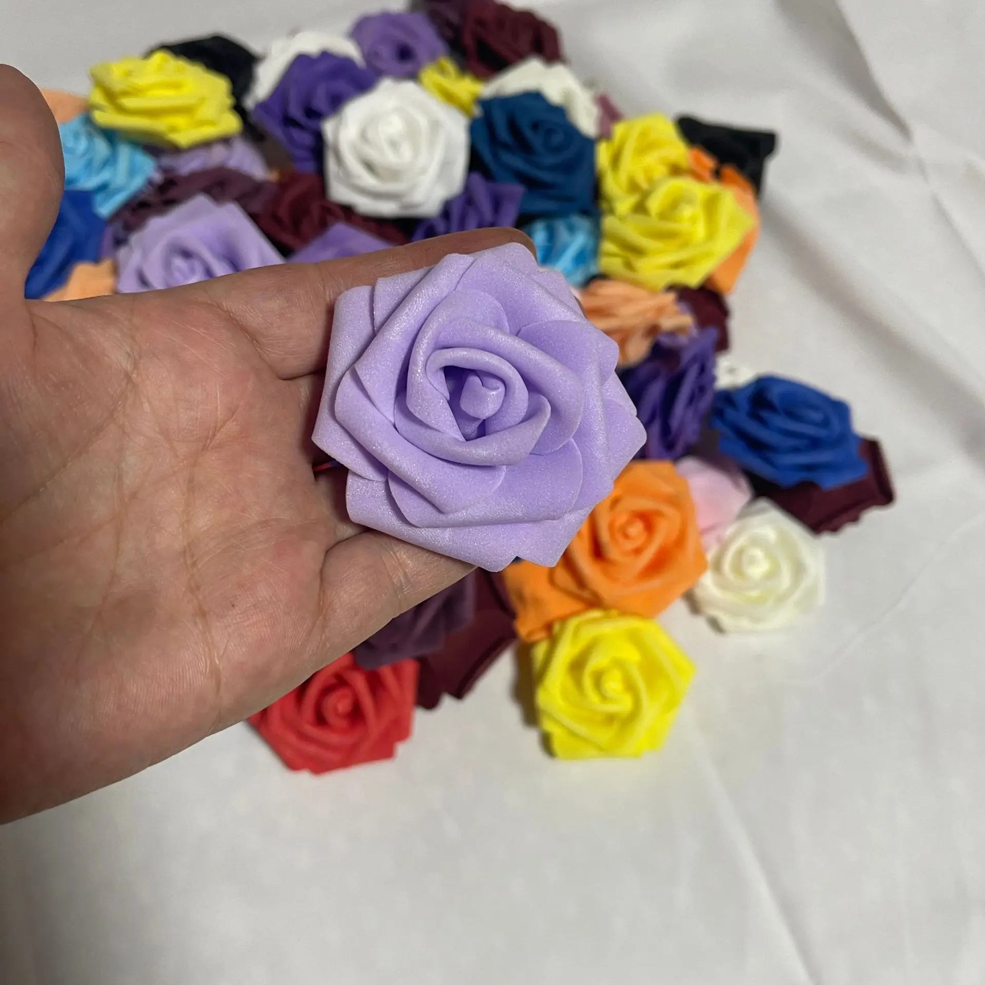 

30Pcs 7cm Artificial PE Foam Rose Flowers Head Bridal Bouquets for Wedding Table Home Party Decorations DIY Scrapbook Supplies